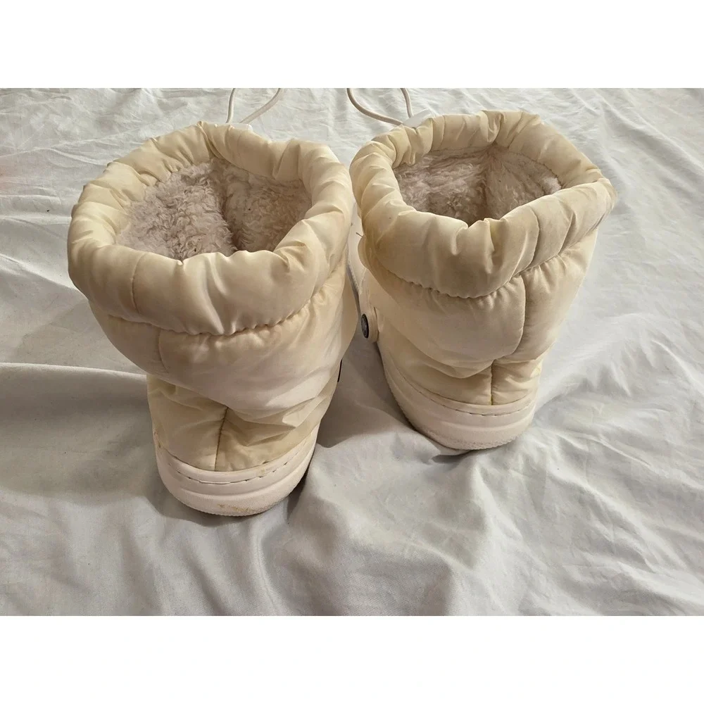 Crocs Classic Neo Puff Shorty Boot Bone White Faux Fur Lined 206630 Womens‎ 8